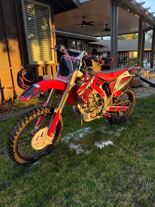 2005 Honda CRF - Image 5 of 13