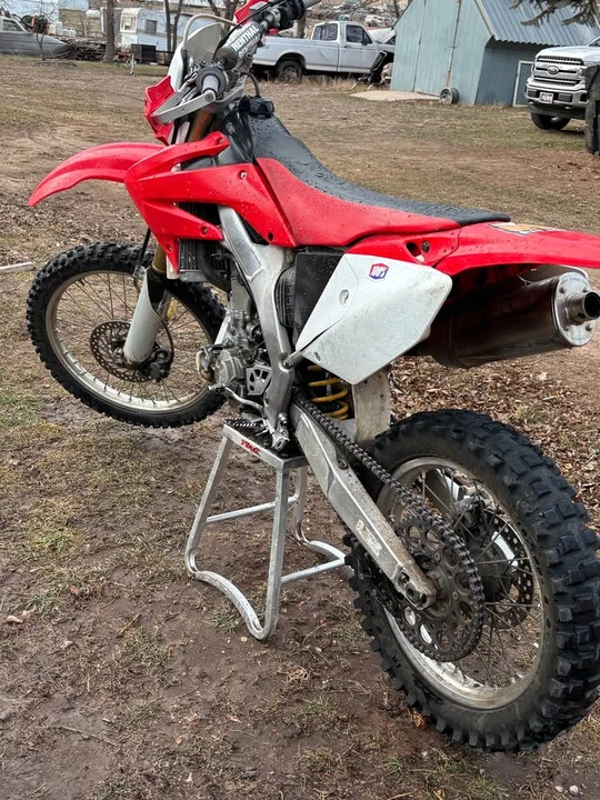 2005 Honda CRF - Image 3 of 4