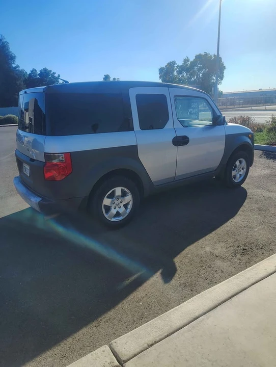 2005 Honda Element - Image 6 of 7