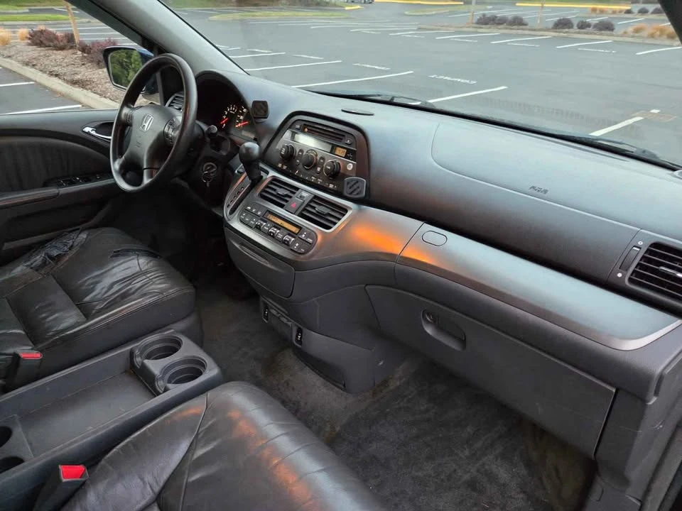 2005 Honda Odyssey - Image 10 of 16