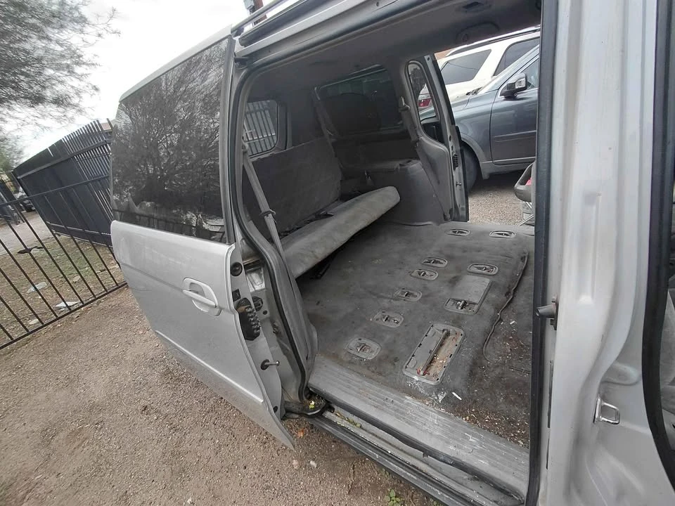 2005 Honda Odyssey - Image 8 of 9