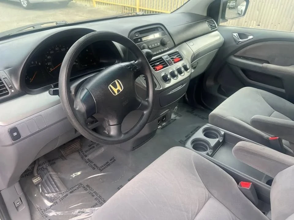 2005 Honda Odyssey - Image 6 of 8