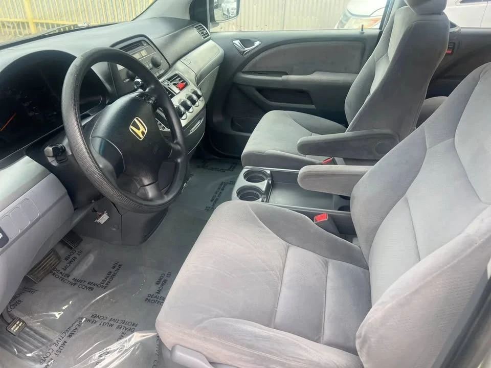 2005 Honda Odyssey - Image 5 of 8