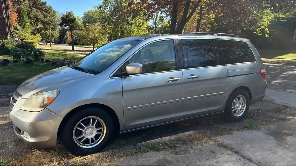 2005 Honda Odyssey - Image 5 of 18