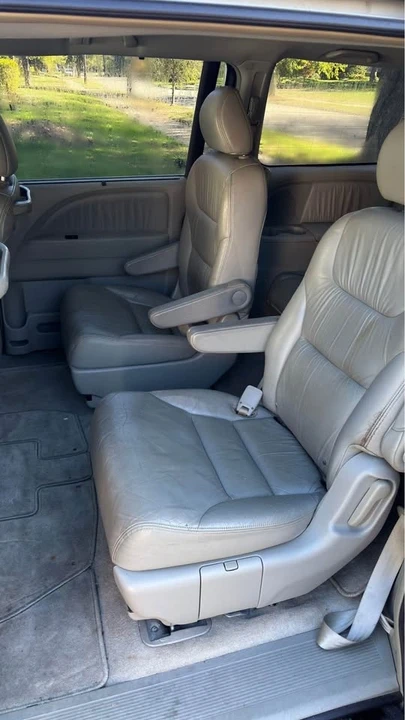 2005 Honda Odyssey - Image 9 of 18