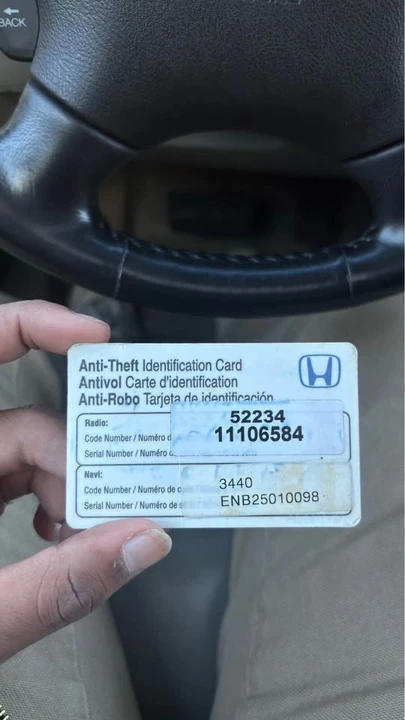 2005 Honda Odyssey - Image 17 of 18