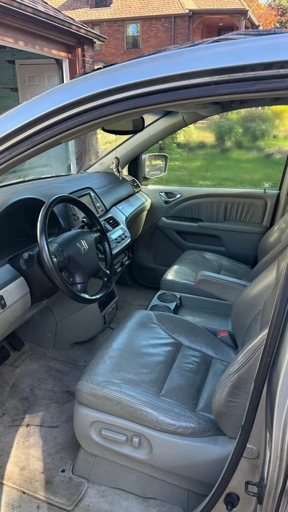 2005 Honda Odyssey - Image 14 of 18