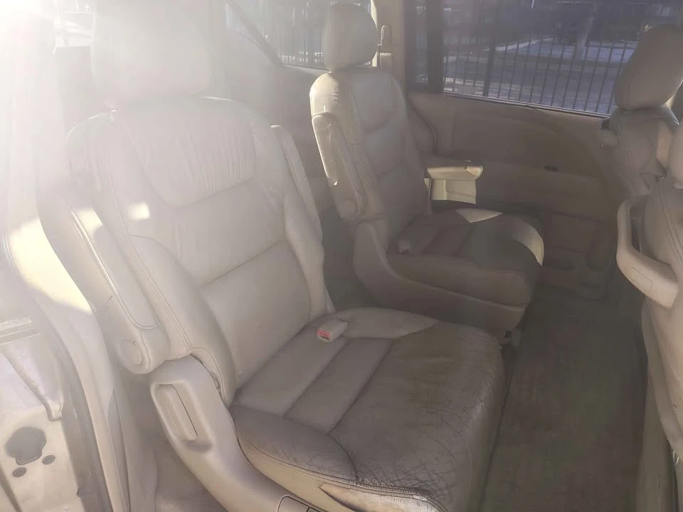 2005 Honda Odyssey - Image 9 of 12