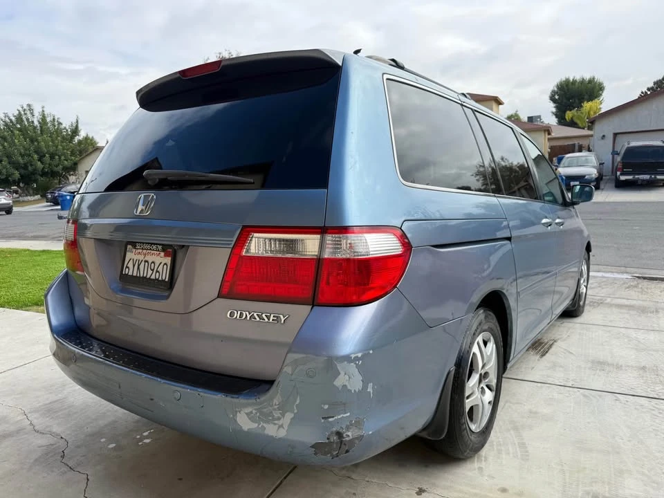2005 Honda Odyssey - Image 4 of 17
