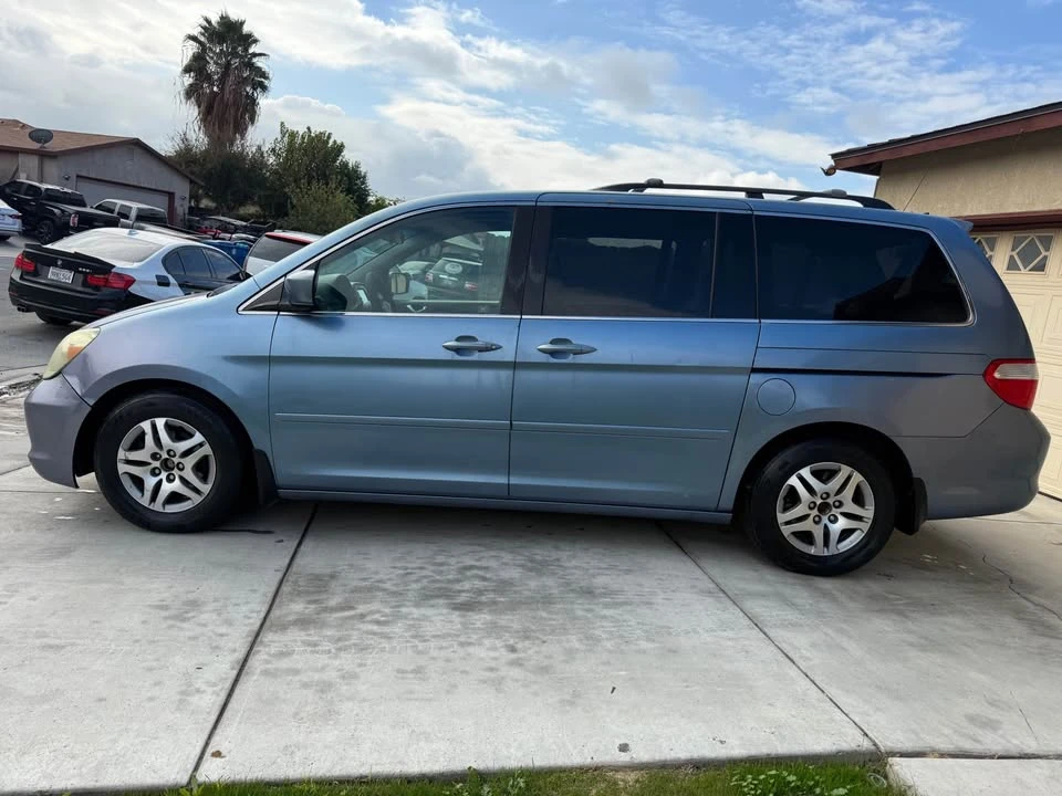 2005 Honda Odyssey - Image 6 of 17