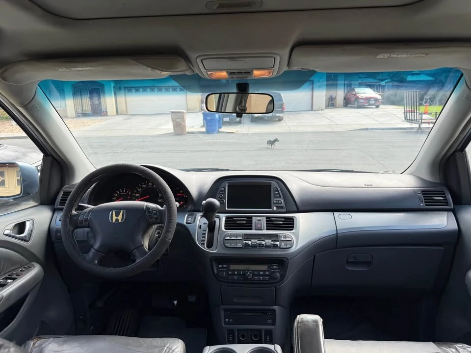 2005 Honda Odyssey - Image 14 of 17