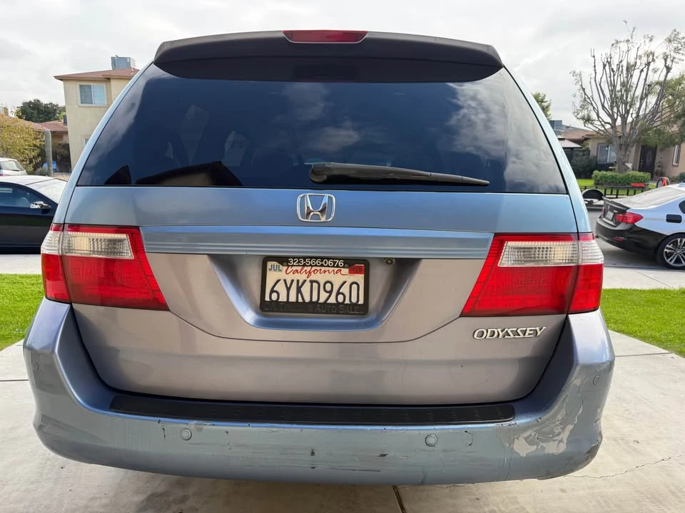 2005 Honda Odyssey - Image 5 of 17