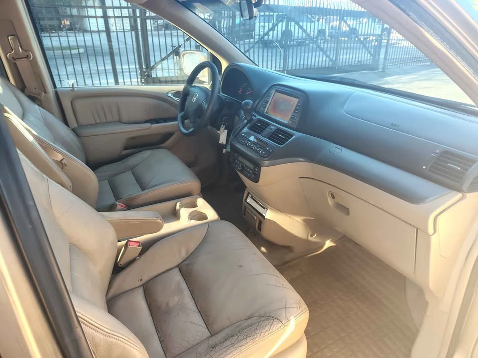 2005 Honda Odyssey - Image 7 of 12