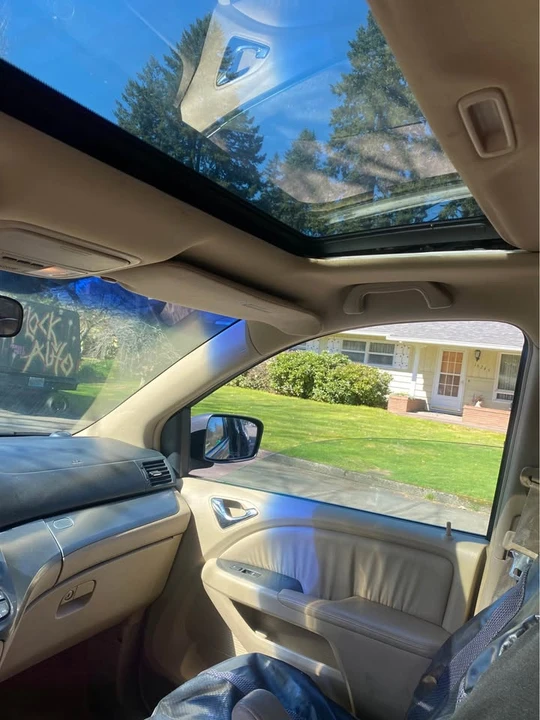 2005 Honda Odyssey - Image 3 of 8