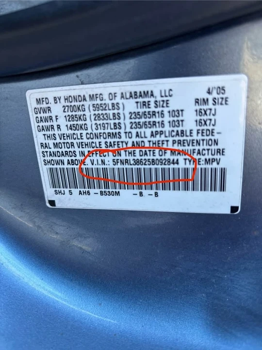 2005 Honda Odyssey - Image 10 of 16