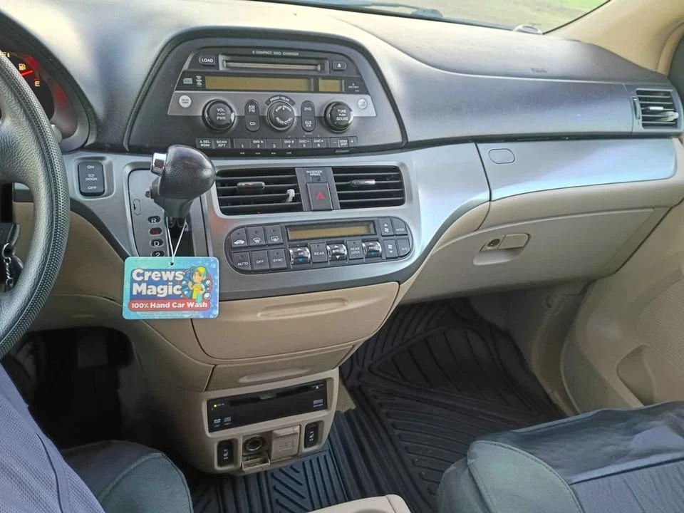 2005 Honda Odyssey - Image 9 of 9