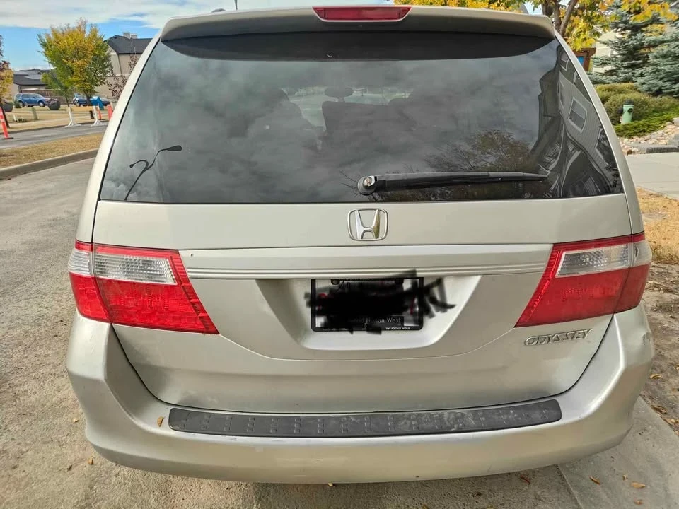 2005 Honda Odyssey - Image 2 of 10