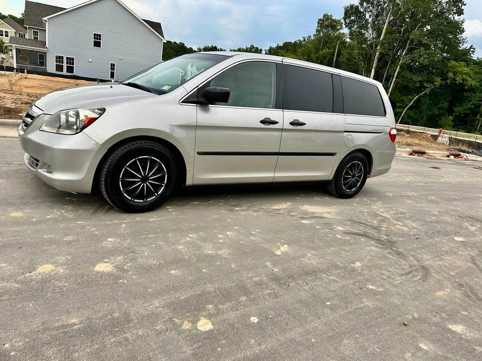 2005 Honda Odyssey - Image 3 of 14
