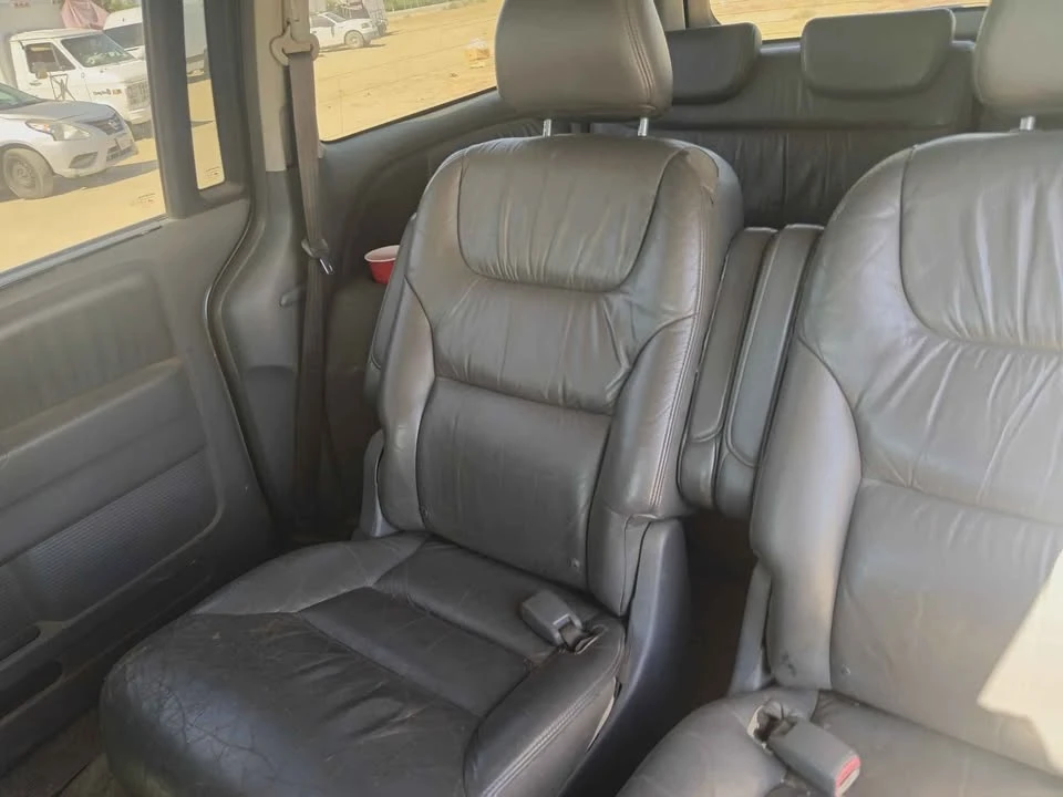 2005 Honda Odyssey - Image 3 of 4