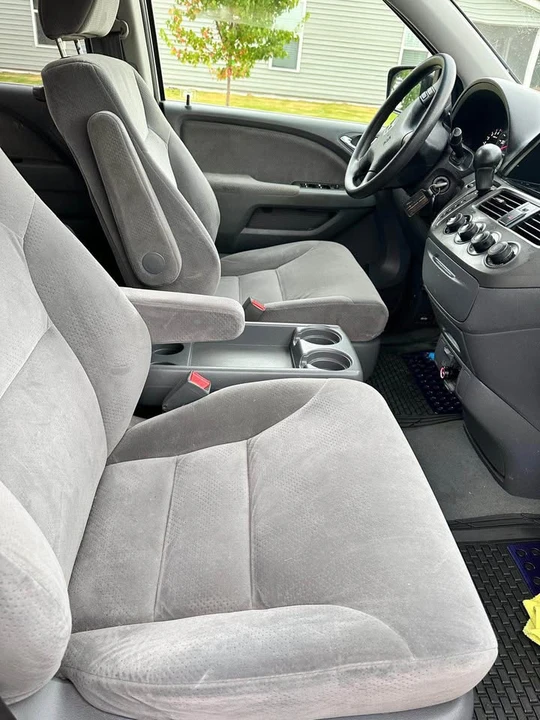2005 Honda Odyssey - Image 9 of 14