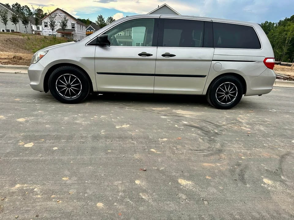 2005 Honda Odyssey - Image 4 of 14
