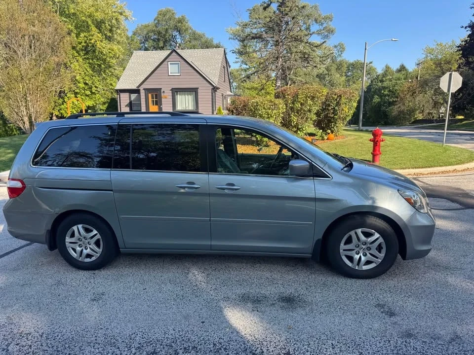 2005 Honda Odyssey - Image 10 of 12