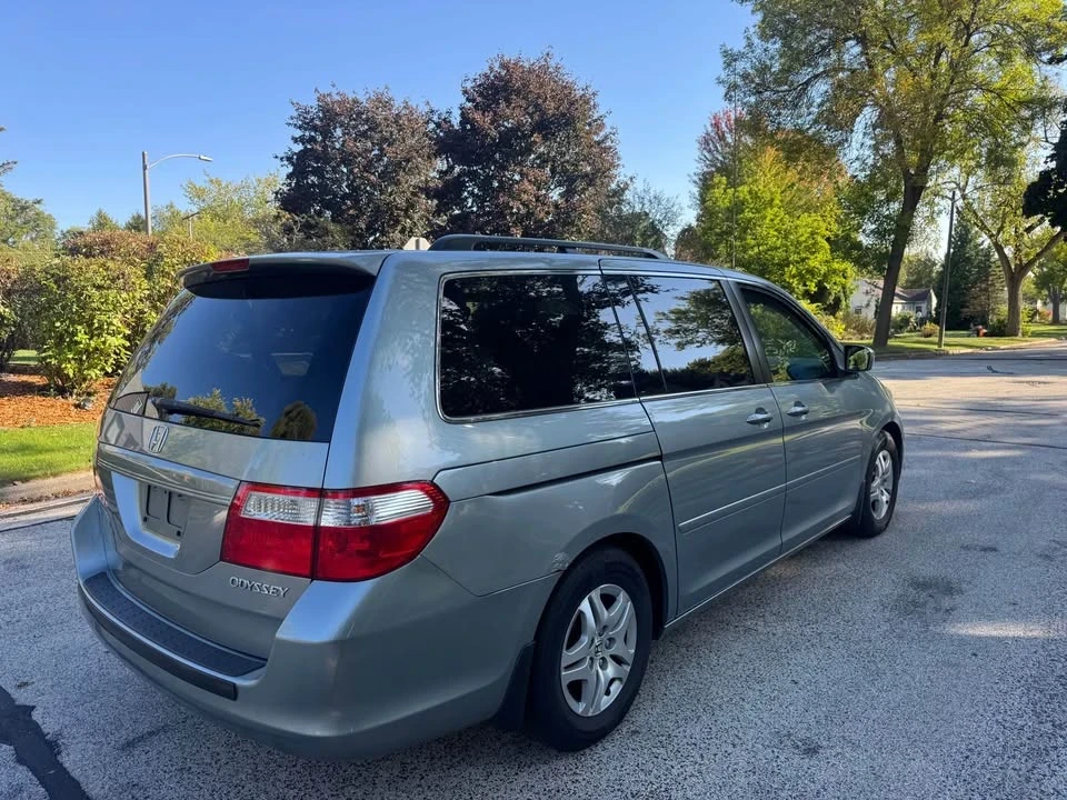 2005 Honda Odyssey - Image 8 of 12