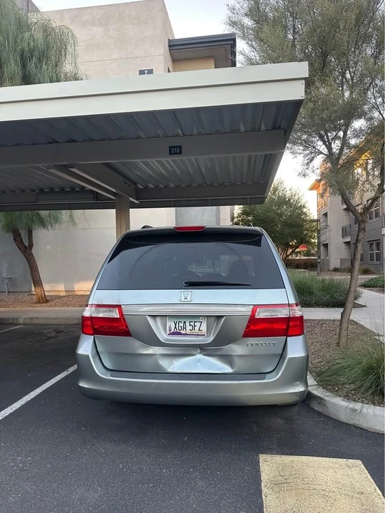 2005 Honda Odyssey - Image 2 of 6