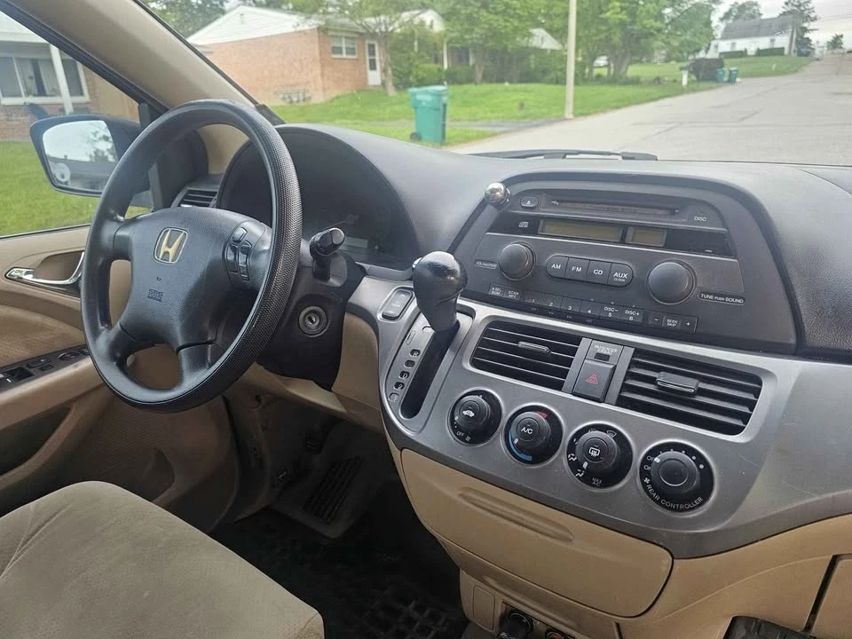 2005 Honda Odyssey - Image 5 of 6