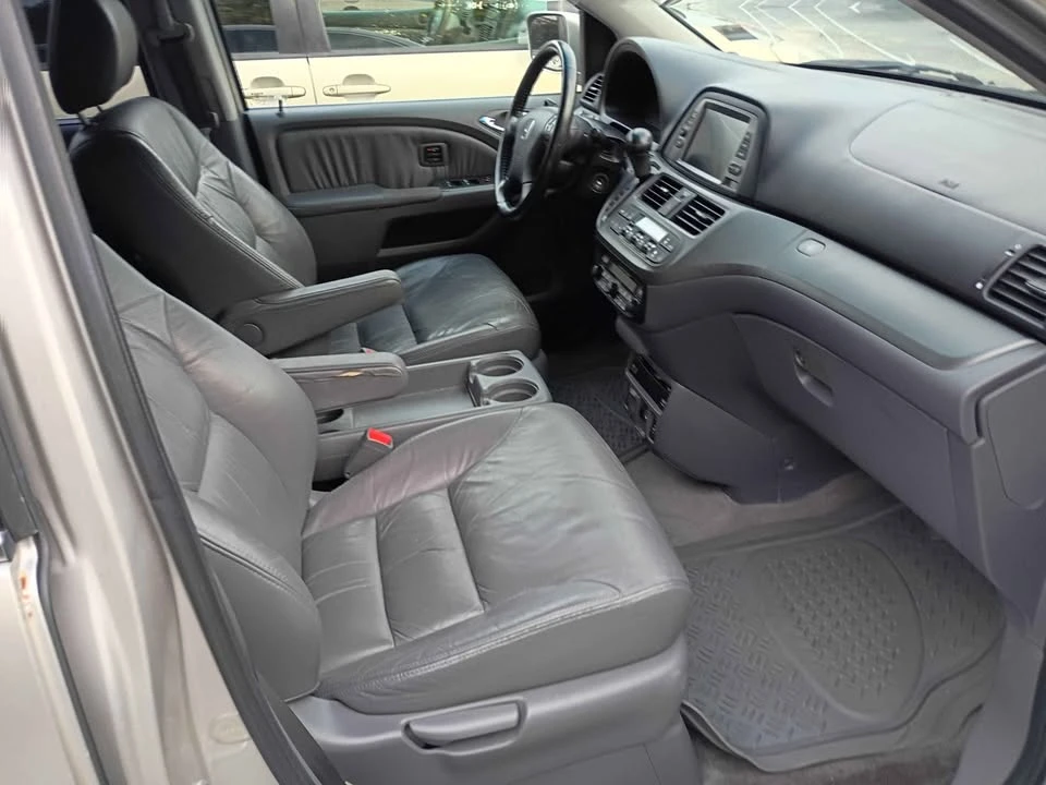 2005 Honda Odyssey - Image 5 of 8