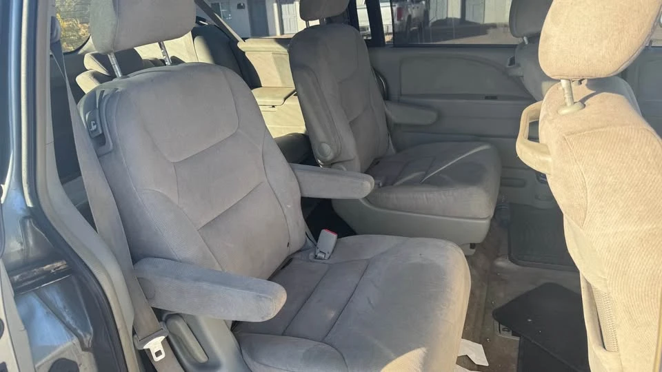 2005 Honda Odyssey - Image 10 of 12