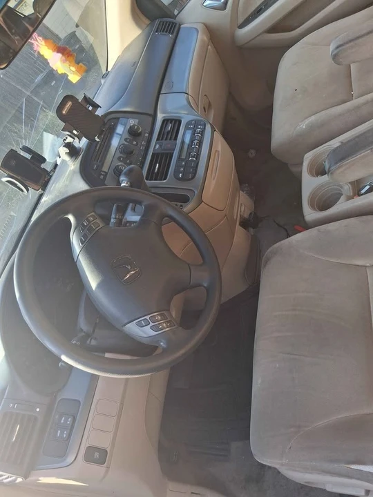 2005 Honda Odyssey - Image 5 of 6