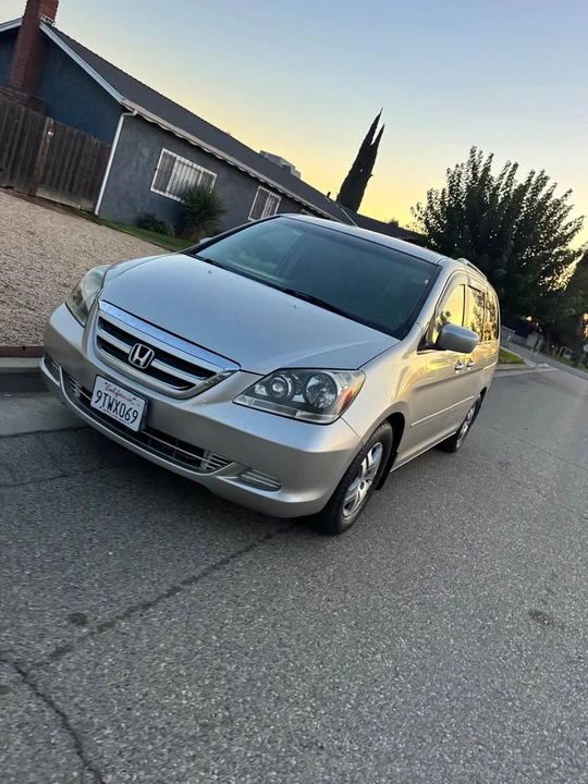 2005 Honda Odyssey - Image 4 of 12