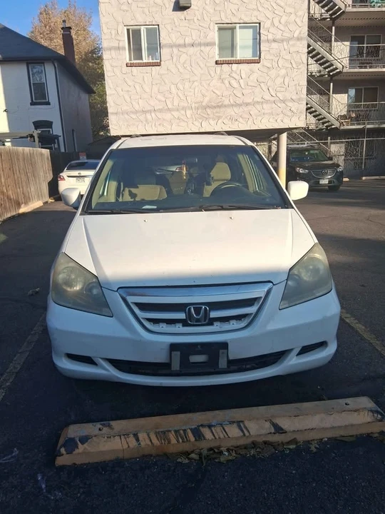 2005 Honda Odyssey - Image 2 of 6