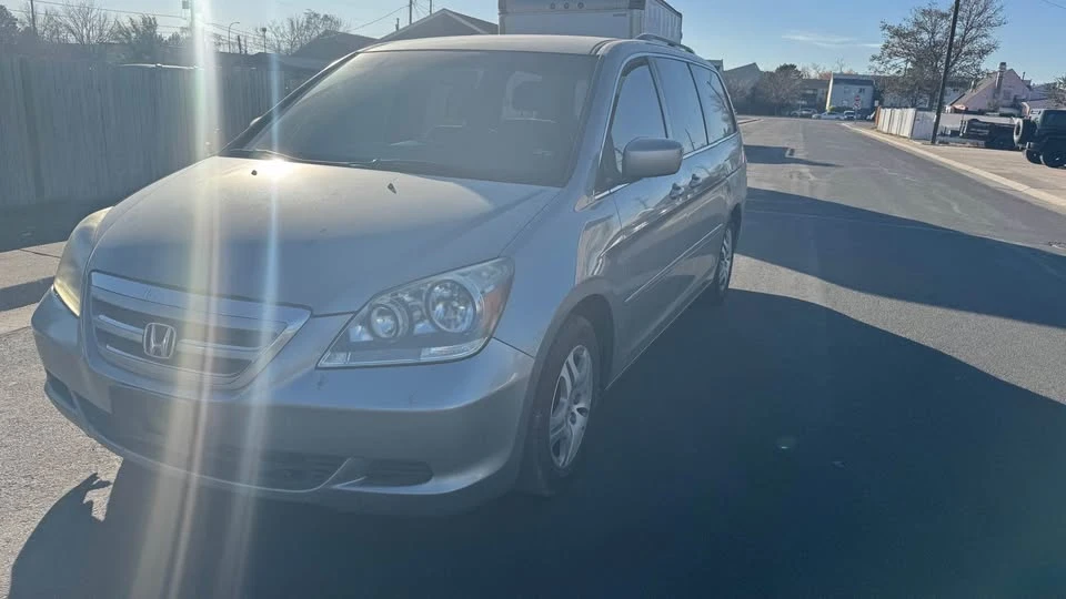 2005 Honda Odyssey - Image 4 of 12