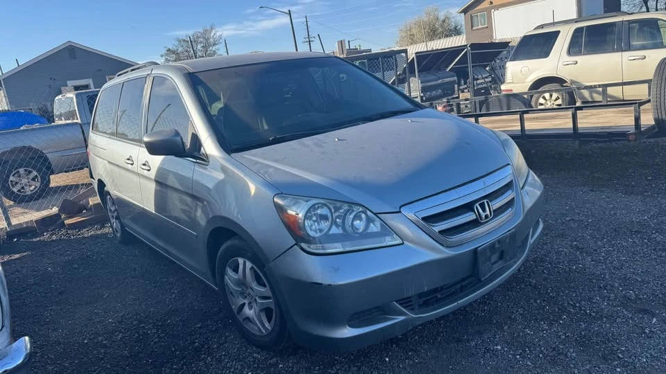 2005 Honda Odyssey - Image 6 of 12