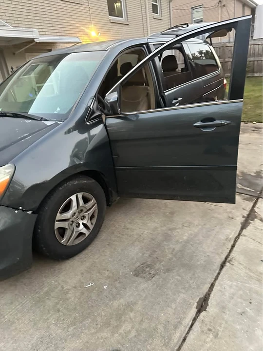 2005 Honda Odyssey - Image 12 of 13