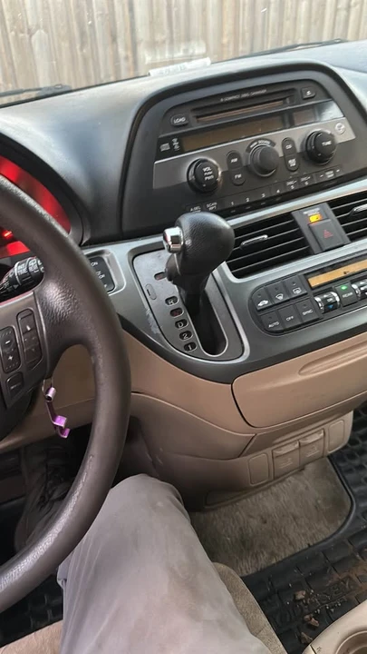 2005 Honda Odyssey - Image 4 of 13
