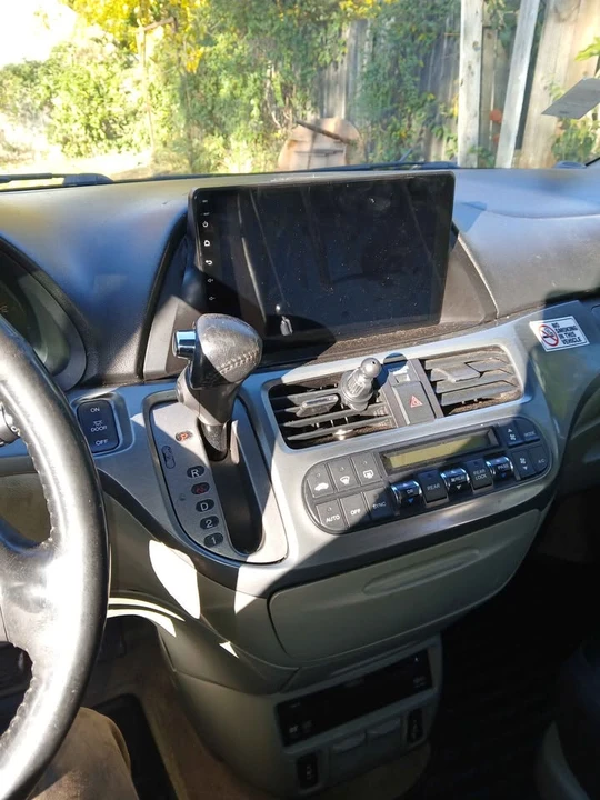 2005 Honda Odyssey - Image 4 of 13