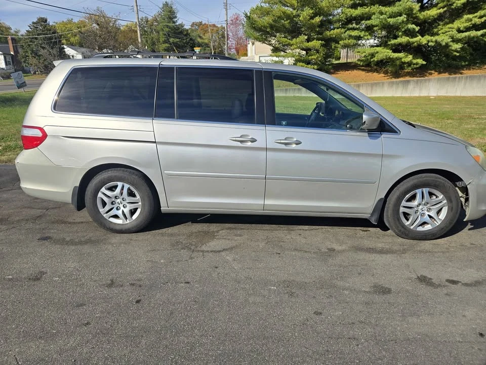 2005 Honda Odyssey - Image 3 of 12