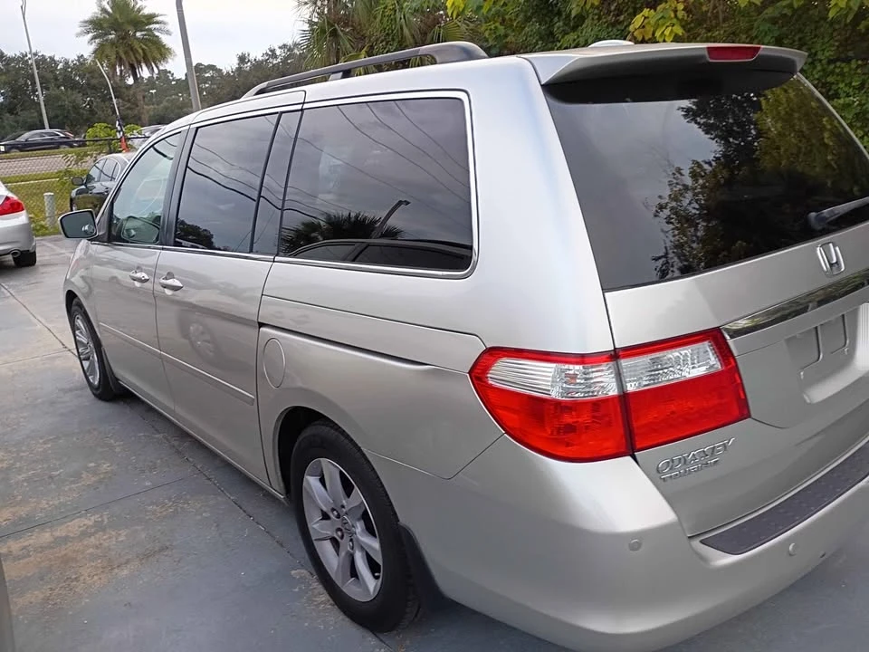 2005 Honda Odyssey - Image 4 of 8