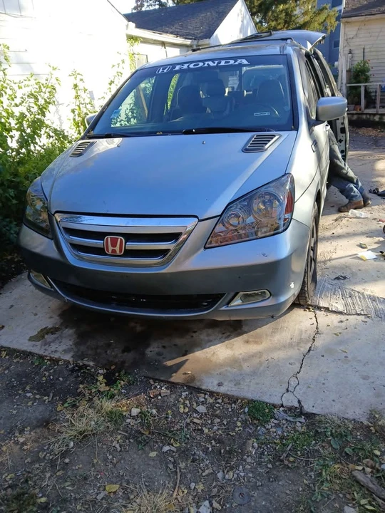 2005 Honda Odyssey - Image 9 of 13