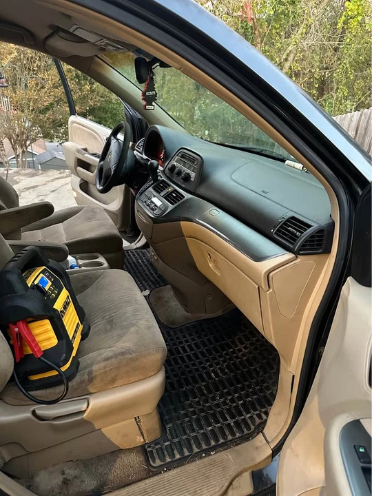 2005 Honda Odyssey - Image 10 of 13