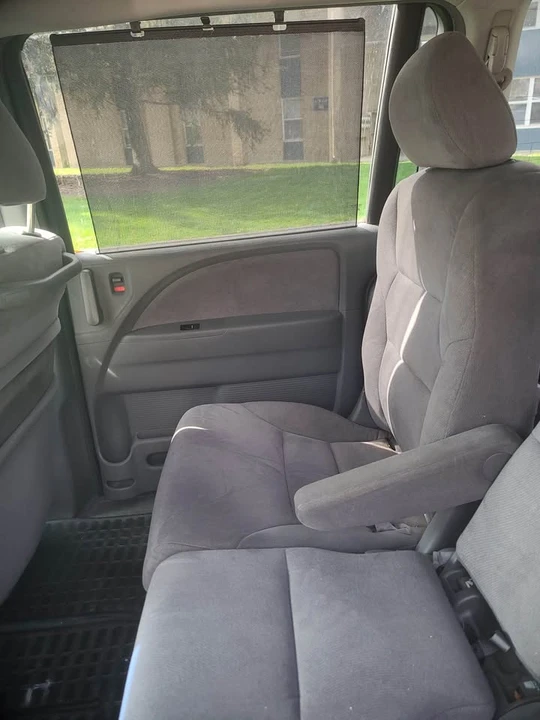 2005 Honda Odyssey - Image 7 of 9