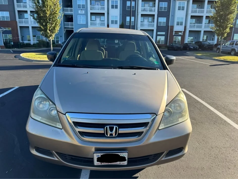2005 Honda Odyssey - Image 3 of 17
