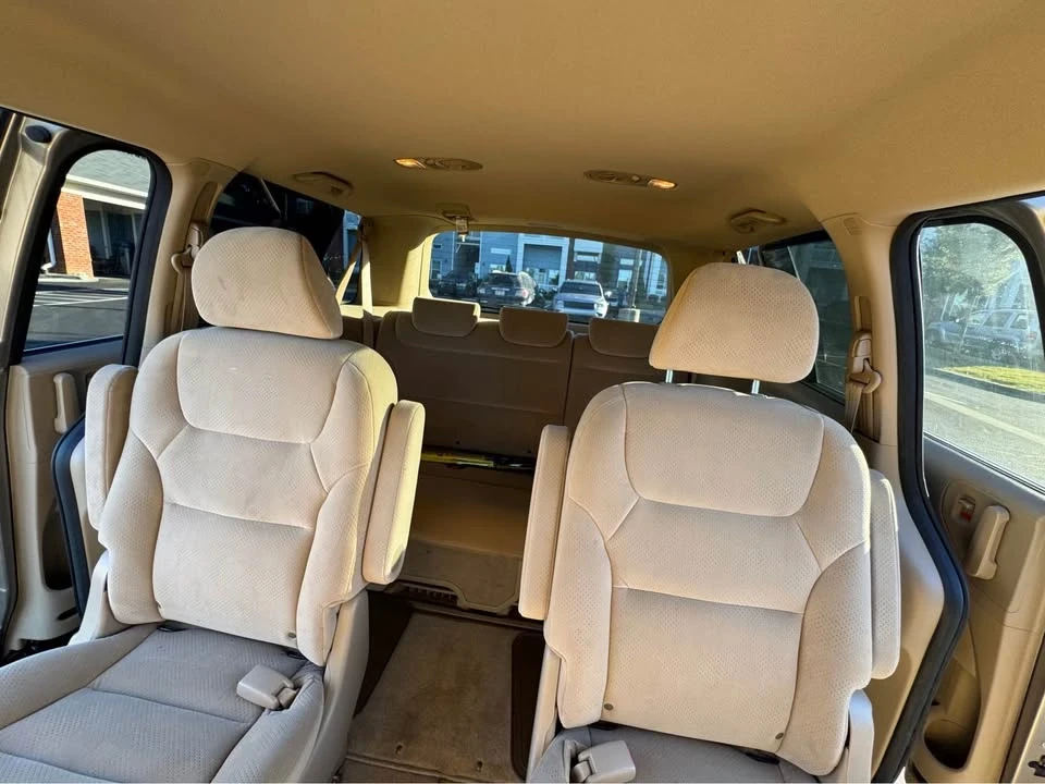 2005 Honda Odyssey - Image 13 of 17