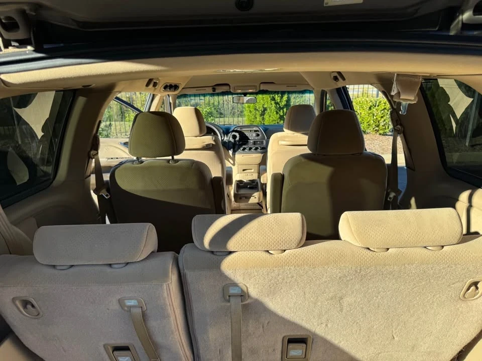 2005 Honda Odyssey - Image 12 of 17