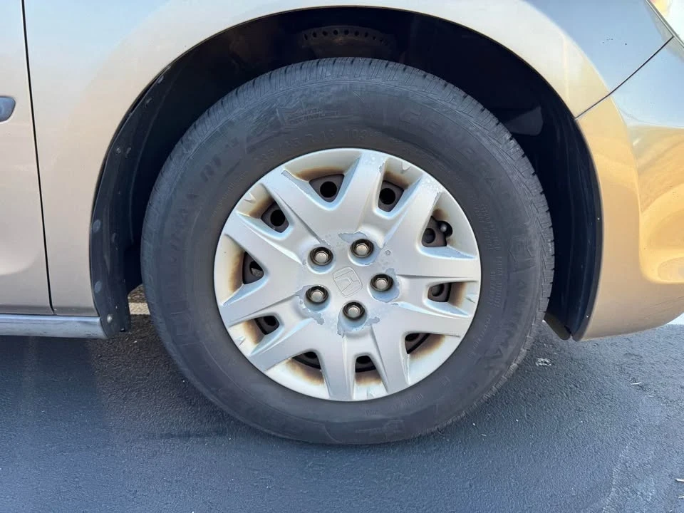 2005 Honda Odyssey - Image 15 of 17
