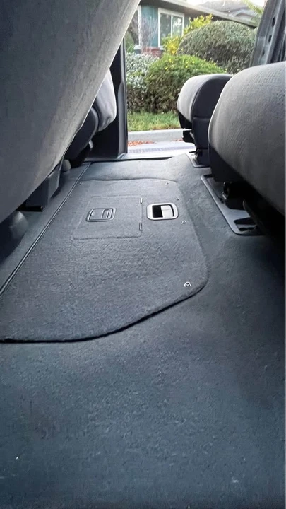 2005 Honda Odyssey - Image 11 of 17
