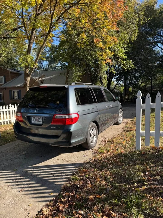 2005 Honda Odyssey - Image 4 of 5